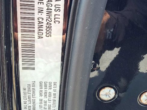 Used 2022 Dodge Challenger SXT RWD image 28