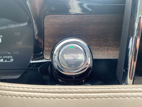 Used 2022 Lincoln Corsair Reserve w/ Elements Package image 28