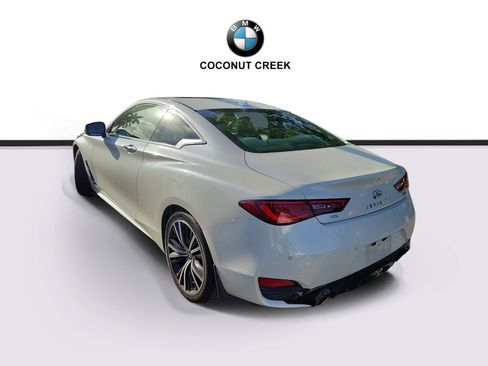 Used 2021 INFINITI Q60 3.0t Luxe w/ Essential Package AWD/4WD image 3