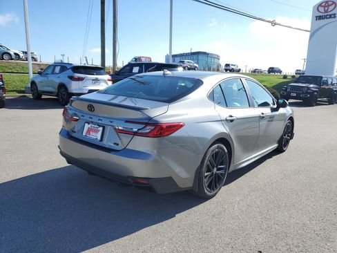 Certified 2026 Toyota Camry SE image 4