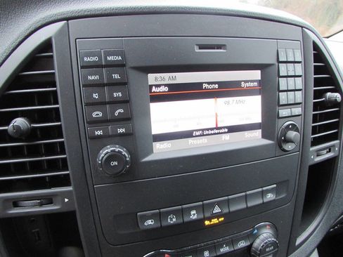 Used 2018 Mercedes-Benz Metris Passenger image 24