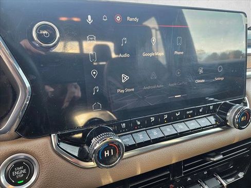 Used 2023 GMC Canyon Denali image 12