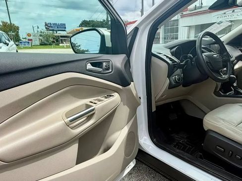 Used 2017 Ford Escape Titanium w/ Equipment Group 301A FWD image 16