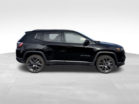 New 2026 Jeep Compass Limited w/ Sun, Sound & Navigation Group image 8