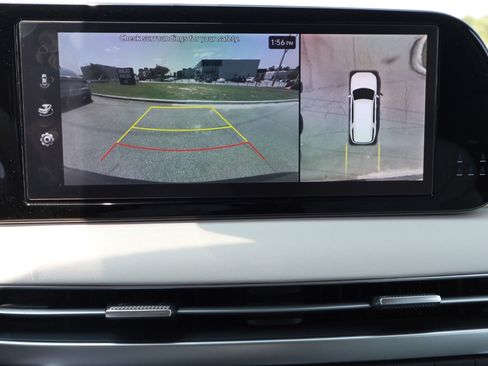 Used 2025 Hyundai Palisade Limited FWD image 15