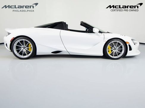 Used 2024 McLaren 750S Spider image 5