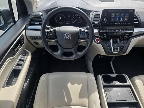 Certified 2025 Honda Odyssey EX-L image 12