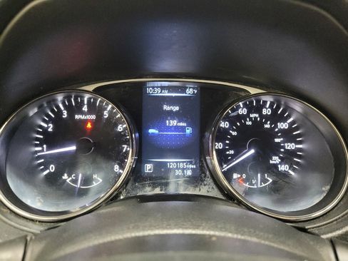 Used 2015 Nissan Rogue SV FWD image 23