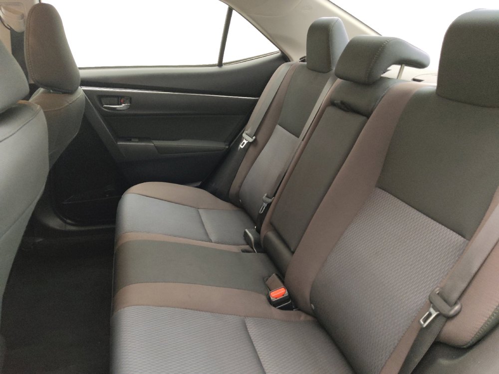 Used 2019 Toyota Corolla LE FWD image 18