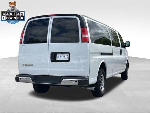 Used 2024 Chevrolet Express 3500 LT w/ LT Preferred Equipment Group RWD image 13