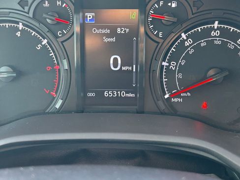 Certified 2022 Toyota 4Runner SR5 Premium image 35