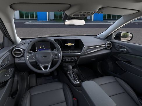 New 2026 Chevrolet Trax ACTIV w/ Sunroof Package FWD image 15