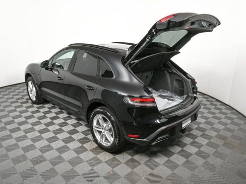 Certified 2026 Porsche Macan image 32