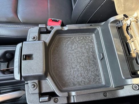 Used 2020 Jeep Gladiator Overland image 25