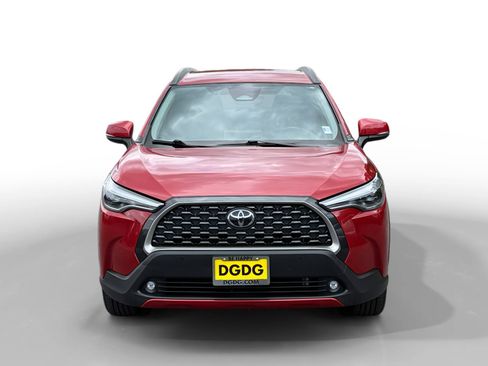 Used 2024 Toyota Corolla Cross XLE FWD image 8