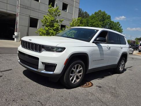 Used 2022 Jeep Grand Cherokee L Limited image 3