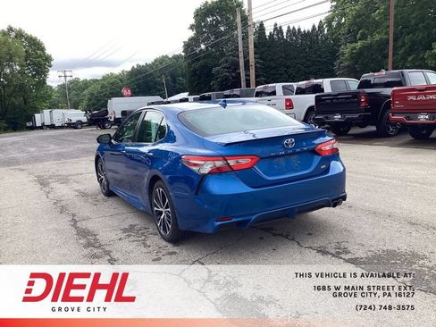 Used 2019 Toyota Camry SE FWD image 5