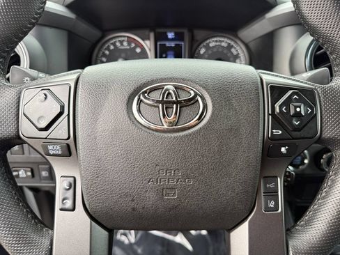 Used 2023 Toyota Tacoma TRD Off-Road AWD/4WD image 20