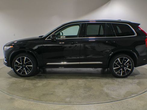 Used 2023 Volvo XC90 B5 Plus w/ Protection Package Premier AWD/4WD image 2