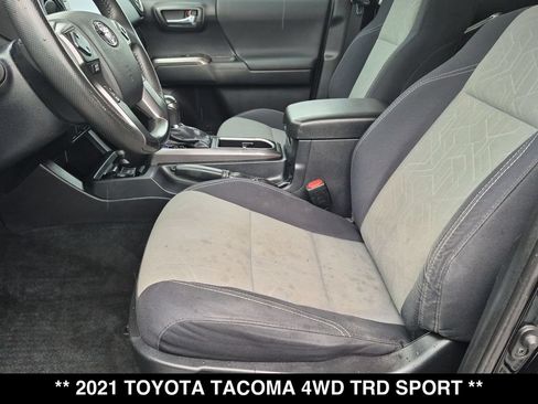 Used 2021 Toyota Tacoma TRD Sport AWD/4WD image 18