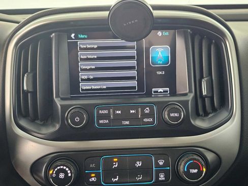 Used 2017 Chevrolet Colorado LT w/ LT Convenience Package image 22