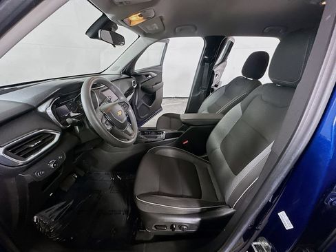 Used 2023 Chevrolet TrailBlazer LT FWD image 15