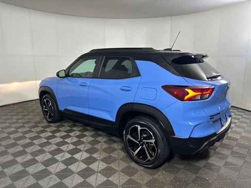 Used 2023 Chevrolet TrailBlazer RS w/ Sun and Liftgate Package image 5