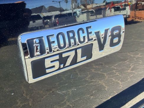 Used 2015 Toyota Tundra SR5 w/ TRD Off Road Package AWD/4WD image 13