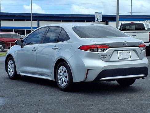 Used 2020 Toyota Corolla L image 4