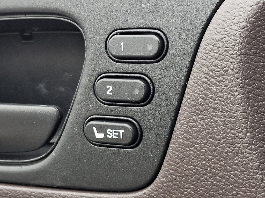 Used 2023 Honda Odyssey EX-L image 25