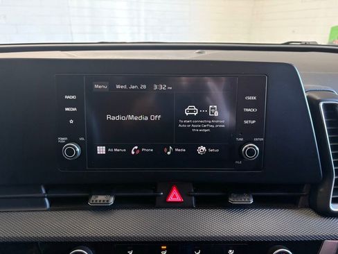 Used 2024 Kia Sportage LX image 30