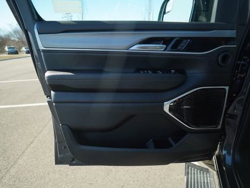 New 2026 Jeep Grand Wagoneer Limited image 14