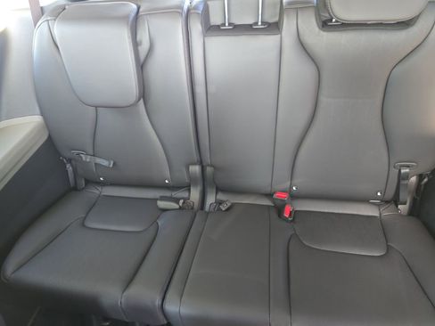 New 2026 Kia Carnival image 17