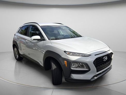 Used 2021 Hyundai Kona SEL Plus FWD image 3