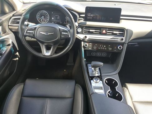 Used 2025 Genesis G70 2.5T RWD image 13