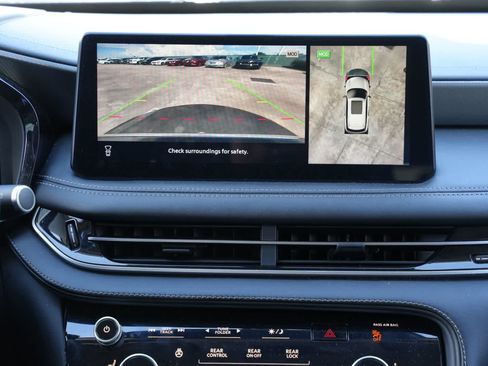 Certified 2023 INFINITI QX60 Luxe AWD/4WD image 13
