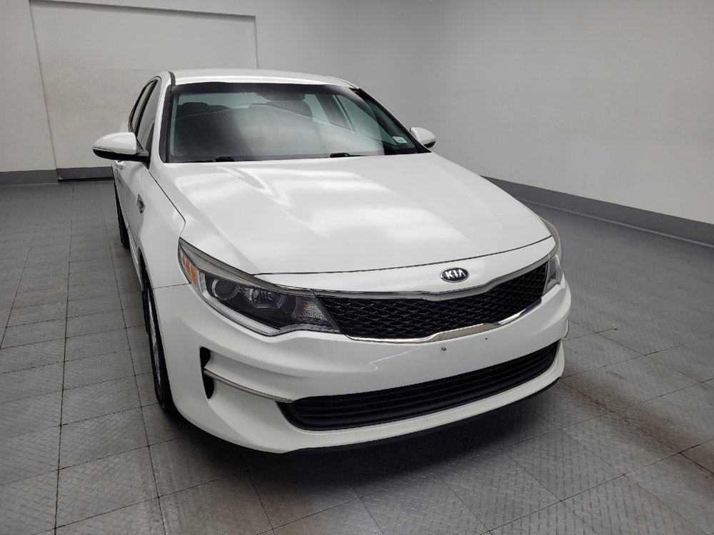 Used 2017 Kia Optima LX FWD image 14