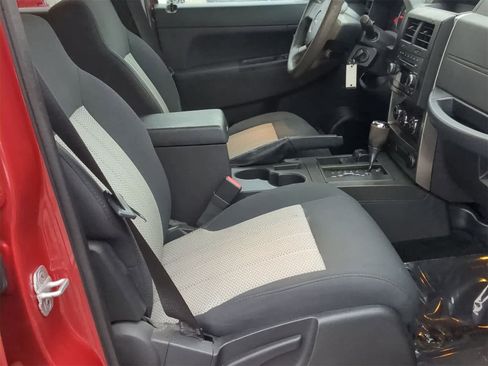 Used 2010 Jeep Liberty Sport w/ Popular Equipment Group image 28