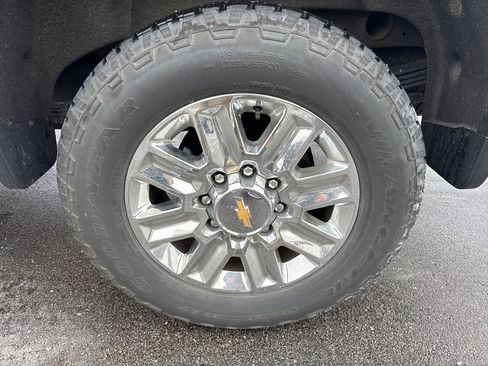 Certified 2024 Chevrolet Silverado 2500 High Country w/ Technology Package image 10