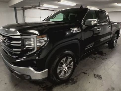 Certified 2025 GMC Sierra 1500 SLT AWD/4WD image 4