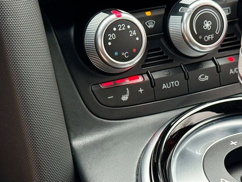 Used 2015 Audi R8 V8 image 20