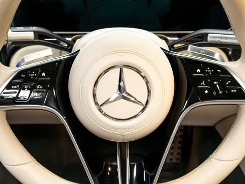 Used 2023 Mercedes-Benz S 580 4MATIC Sedan image 64