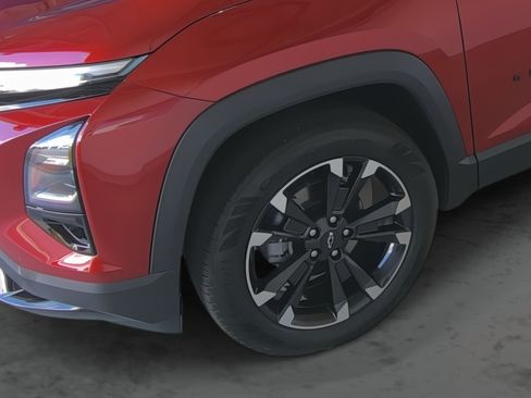 Certified 2026 Chevrolet Equinox RS w/ Safety and Technology Package FWD image 7