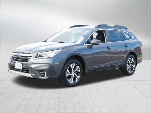 Used 2020 Subaru Outback Limited AWD/4WD image 3