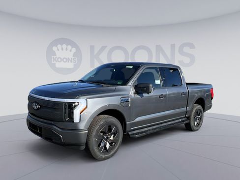 New 2024 Ford F150 Lightning XLT w/ Max Trailer Tow Package image 1