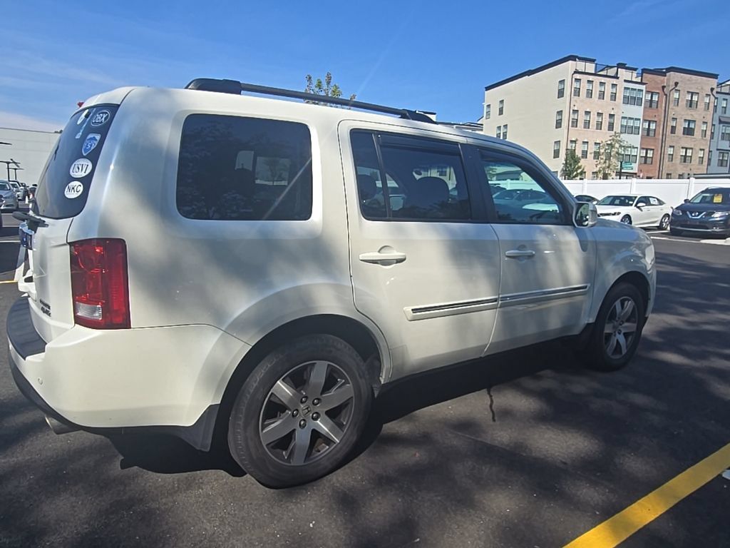 Used 2014 Honda Pilot Touring image 5