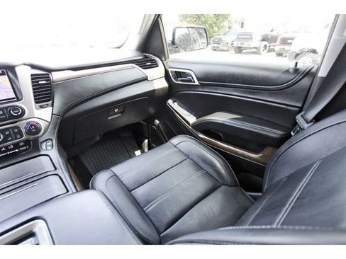 Used 2018 GMC Yukon Denali w/ Denali Ultimate Package RWD image 9