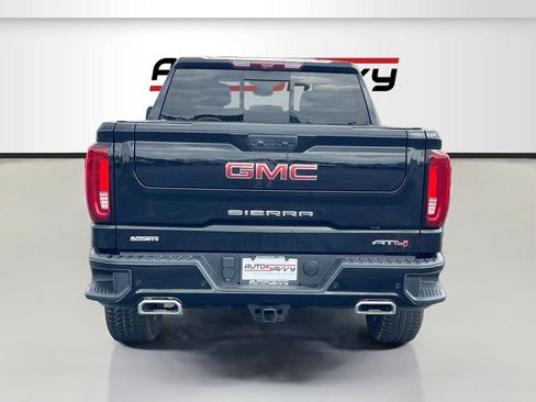 Used 2024 GMC Sierra 1500 AT4 w/ Technology Package AWD/4WD image 6