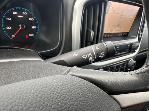 Used 2022 GMC Canyon Elevation image 18