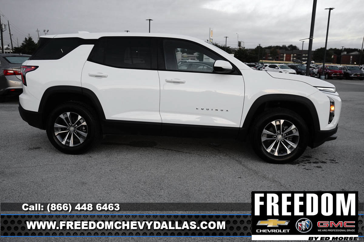 Used 2026 Chevrolet Equinox LT w/ Convenience Package II FWD image 35